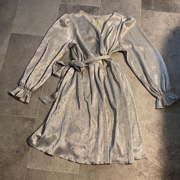 Chenault - Picture 2 of 15